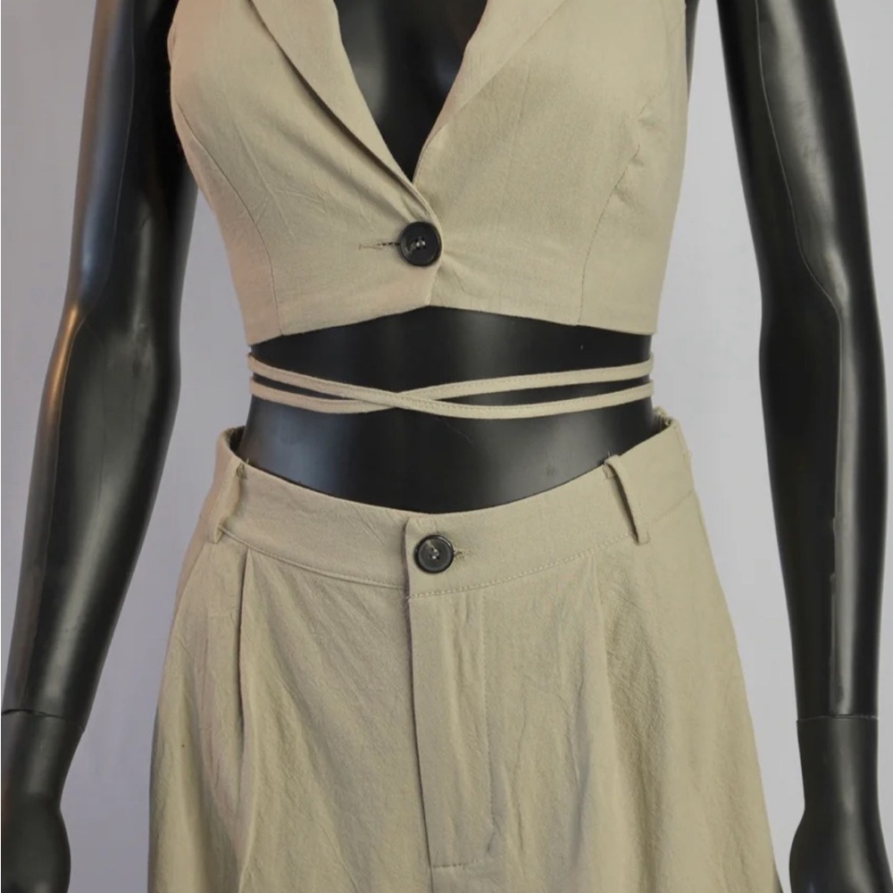 Source Unknown Tan Women's Shorts